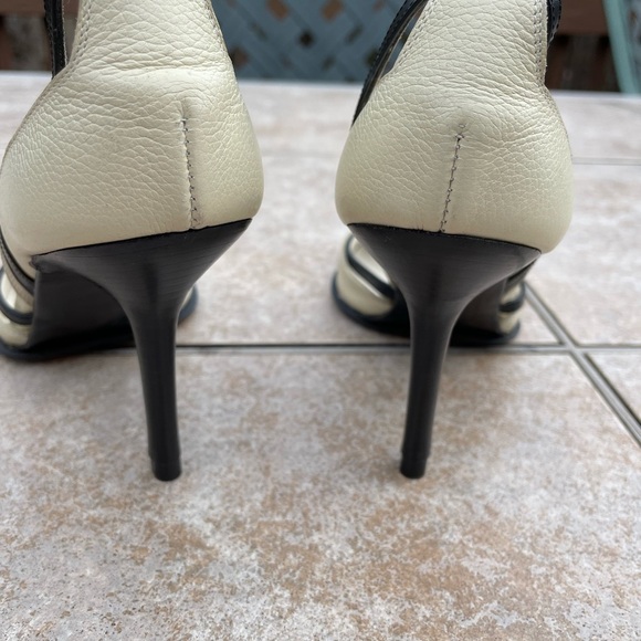 Narcisco Rodriguez White & Black Heels - Picture 5 of 13